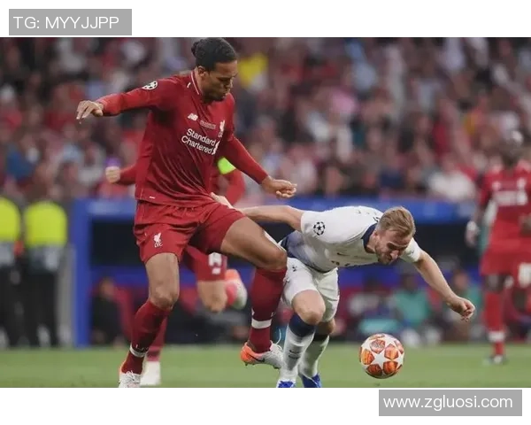 球星防守艺术揭秘：从个人技巧到团队协作的完美融合